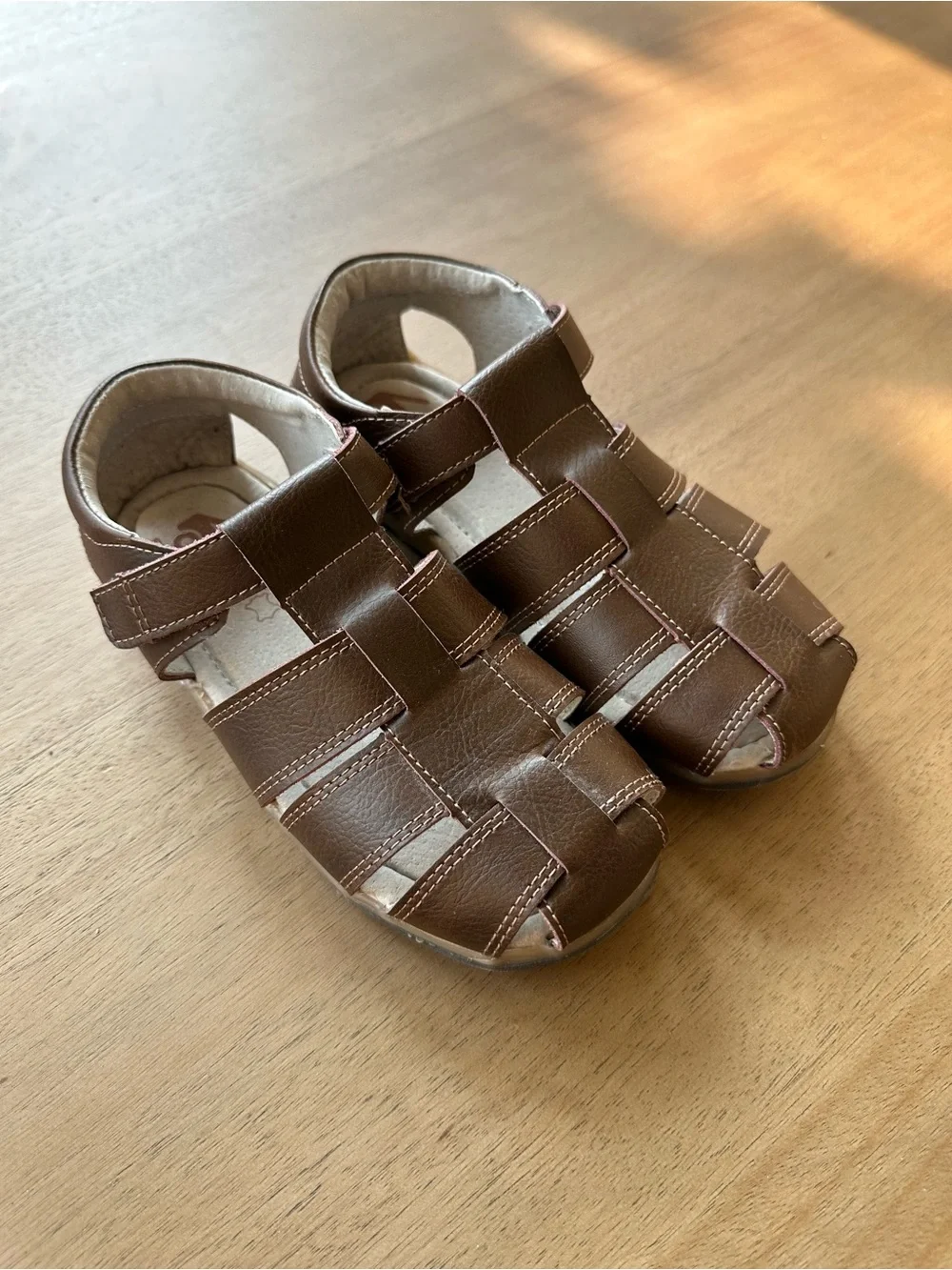 See Kai Run Classic Leather Sandals, Size 1.5 Big Kid, Brown
